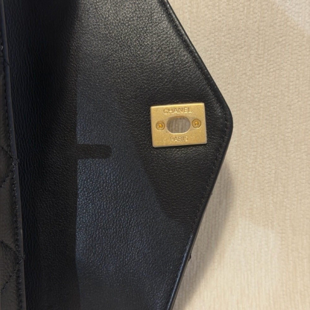 Chanel Envelope Flap Waist Bag -quilted Black Leather - Picture 12 of 16